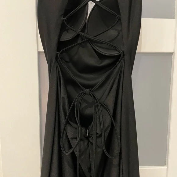 La Femme’s Prom Dress- used only once • EUC (Excellent Used Condition) Size 10 - Picture 6 of 10